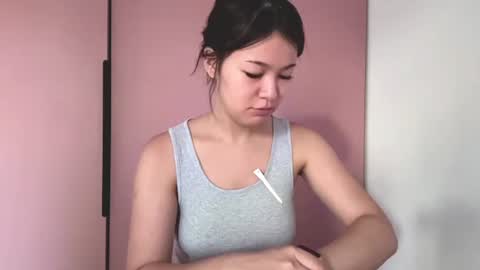 Snapshot of serinafaw chatting on 07.20.26 Mira online show from 07.20.26
