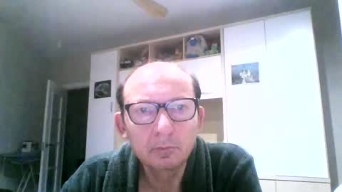 Snapshot of serrano49 chatting on 09.15.25 serrano49 online show from 09.15.25