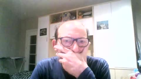 Snapshot of serrano49 chatting on 04.19.26 serrano49 online show from 04.19.26
