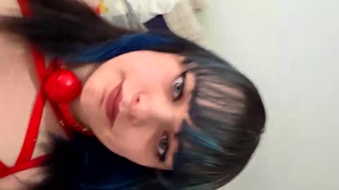 Snapshot of serrashadow69 chatting on 11.18.25 serrashadow69 online show from 11.18.25