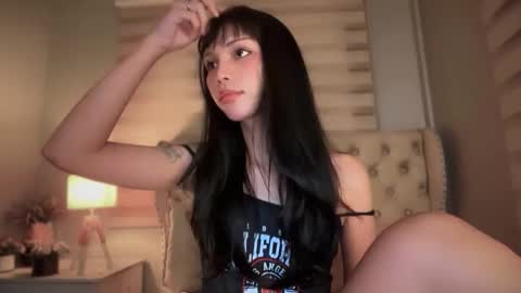 service_dolly69 online show from 05.22.26