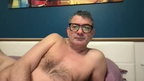 Snapshot of sesamechris92 chatting on 01.16.26 sesamechris92 online show from 01.16.26