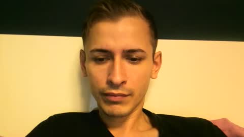 Snapshot of sesinha69 chatting on 11.22.25 Sesinha online show from 11.22.25