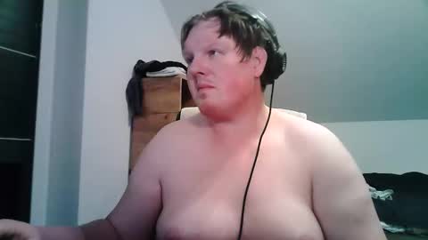 Snapshot of setcuna chatting on 02.16.26 setcuna online show from 02.16.26