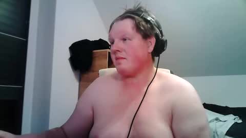 Snapshot of setcuna chatting on 02.23.26 setcuna online show from 02.23.26