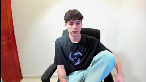 Snapshot of seth_ryder chatting on 02.06.25 seth_ryder online show from 02.06.25