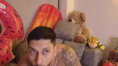 Snapshot of seth_vega_ chatting on 07.23.26 HEY IM SETH online show from 07.23.26