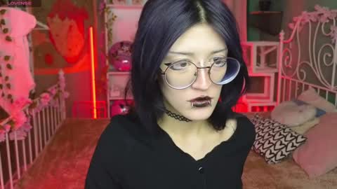 Setsunai online show from 03.11.25