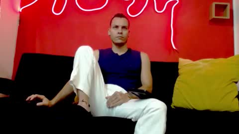 Snapshot of sett_blanco7 chatting on 09.24.25 Sett Blanco online show from 09.24.25