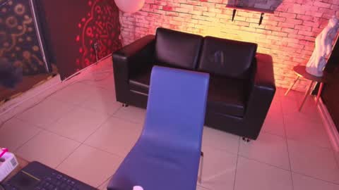 Snapshot of seven_blue chatting on 01.15.26 seven_blue online show from 01.15.26