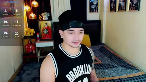 Snapshot of sex_profesor chatting on 12.22.24 AXEL online show from 12.22.24