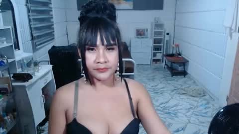 MS Anna online show from 10.06.25