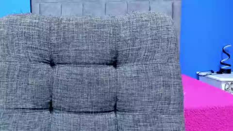 Snapshot of sexfenix_ chatting on 02.09.25 karen and camilo online show from 02.09.25