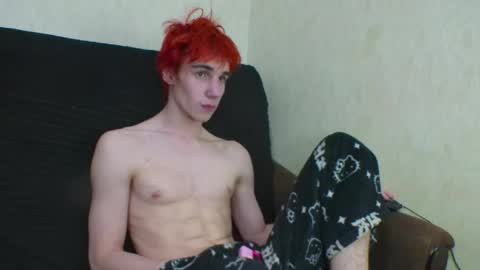 Snapshot of sexi_grunger chatting on 05.20.26 Big Cock online show from 05.20.26