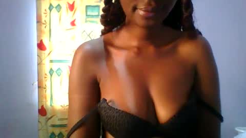 Snapshot of sexie_love chatting on 10.03.25 Nancy online show from 10.03.25