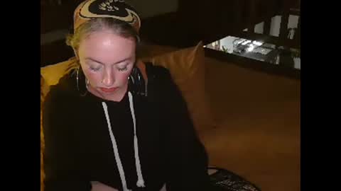 Trixy Rose online show from 02.11.26