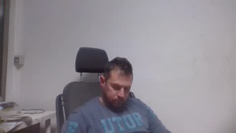 Snapshot of sexoatope79 chatting on 12.17.24 sexoatope79 online show from 12.17.24