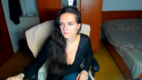 Snapshot of sexqueen1111 chatting on 05.31.26 sexqueen1111 online show from 05.31.26