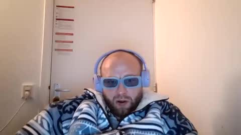 Snapshot of sexratalex chatting on 10.19.25 sexratalex online show from 10.19.25