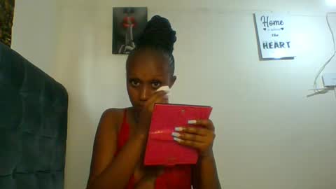 Snapshot of sexsy_sally chatting on 12.08.24 sexsysally online show from 12.08.24