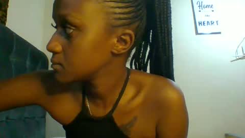 Snapshot of sexsy_sally chatting on 12.10.24 sexsysally online show from 12.10.24