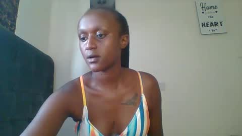 Snapshot of sexsy_sally chatting on 01.04.25 sexsysally online show from 01.04.25