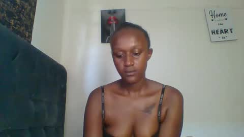 Snapshot of sexsy_sally chatting on 01.06.25 sexsysally online show from 01.06.25