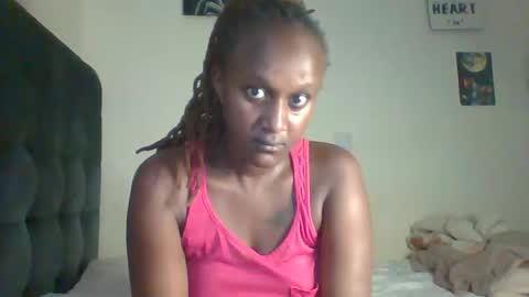Snapshot of sexsy_sally chatting on 02.18.26 sexsysally online show from 02.18.26