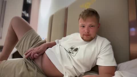 Snapshot of sexual_sbotage chatting on 02.24.26 Max Leman online show from 02.24.26