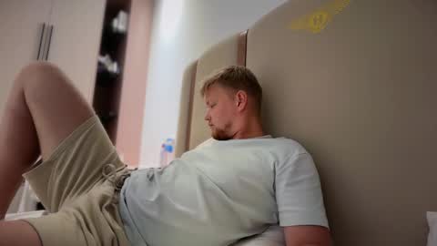 Snapshot of sexual_sbotage chatting on 02.25.26 Max Leman online show from 02.25.26