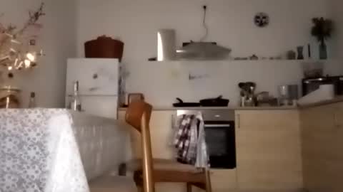 Snapshot of sexualangel chatting on 12.17.25 Verona online show from 12.17.25