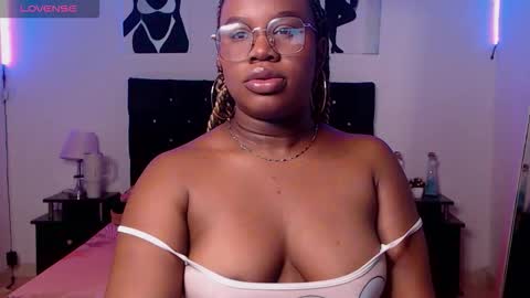 Snapshot of sexx_amara chatting on 02.21.26 Amara online show from 02.21.26
