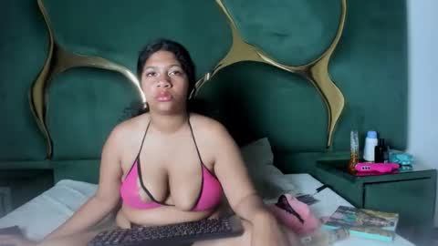 Snapshot of sexxtaty chatting on 05.05.26 Sexxtaty online show from 05.05.26