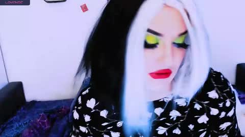 Snapshot of sexxx_queen chatting on 12.28.24 sexxx_queen online show from 12.28.24