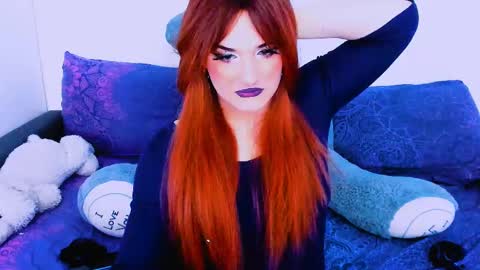 Snapshot of sexxx_queen chatting on 03.05.25 sexxx_queen online show from 03.05.25