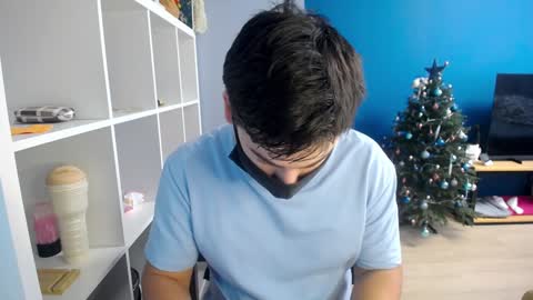 Snapshot of sexxxdickbig chatting on 01.13.25 Tommy online show from 01.13.25