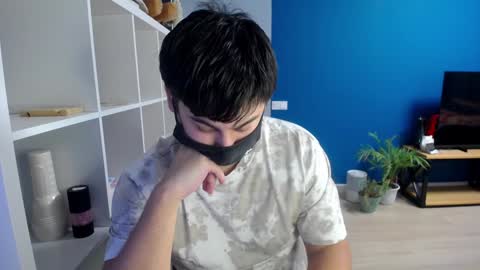 Snapshot of sexxxdickbig chatting on 01.27.25 Tommy online show from 01.27.25
