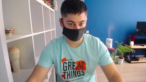 Snapshot of sexxxdickbig chatting on 02.09.25 Tommy online show from 02.09.25