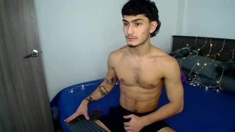 Snapshot of sexxxyjuan99 chatting on 04.19.26 JUAN online show from 04.19.26