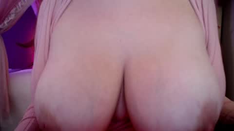 Snapshot of sexxxyprincess chatting on 01.24.25 Princess online show from 01.24.25