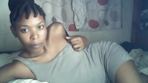 Snapshot of sexxy_curvy23 chatting on 02.20.26 sexxy_curvy23 online show from 02.20.26