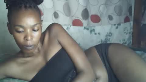 sexxy_curvy23 online show from 03.25.26