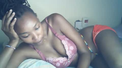 sexxy_curvy23 online show from 04.16.26