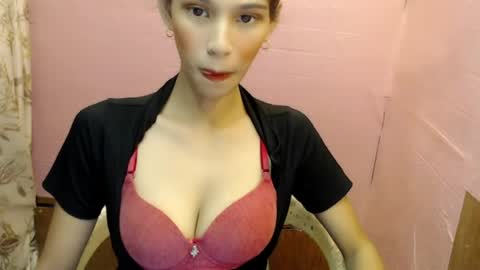 Snapshot of sexxy_dahlia chatting on 04.17.26 Dahlia online show from 04.17.26