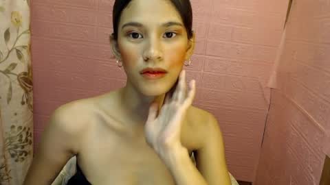 Snapshot of sexxy_dahlia chatting on 04.25.26 Dahlia online show from 04.25.26