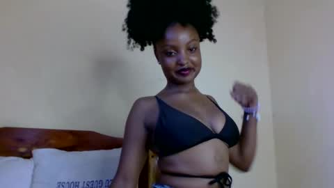 Snapshot of sexxy_daisyy chatting on 04.08.26 sexxy_daisyy online show from 04.08.26