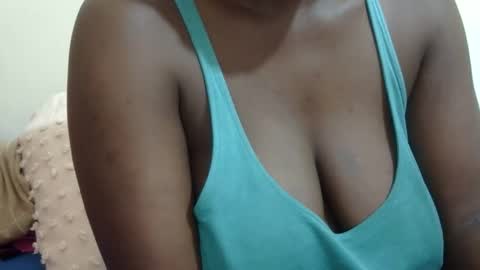 Snapshot of sexxy_maya1 chatting on 02.14.26 sexxy_maya1 online show from 02.14.26