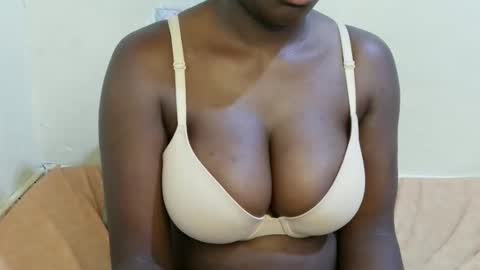 Snapshot of sexxy_maya1 chatting on 04.03.26 sexxy_maya1 online show from 04.03.26