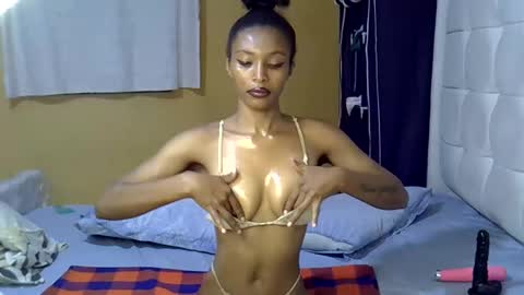 Snapshot of sexxy_tiana chatting on 06.11.26 sexxy_tiana online show from 06.11.26