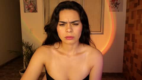  Angie   online show from 01.14.25